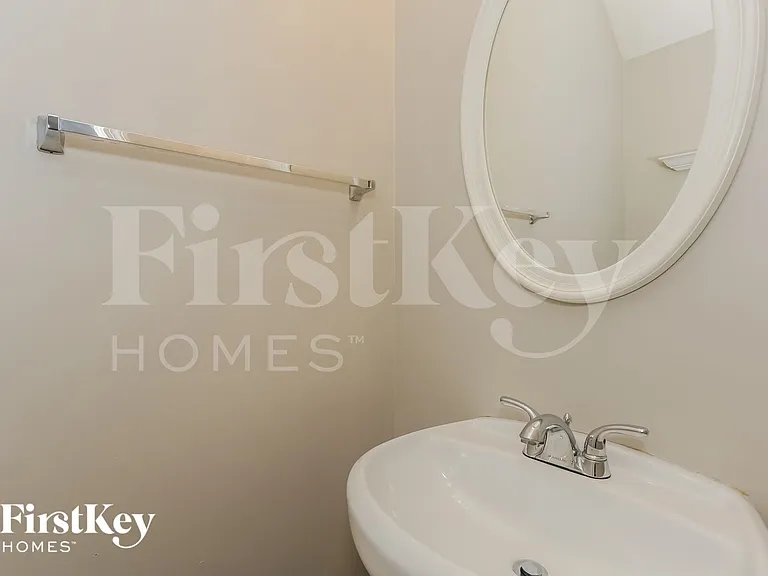 5680 Grande River Rd — Photo 14