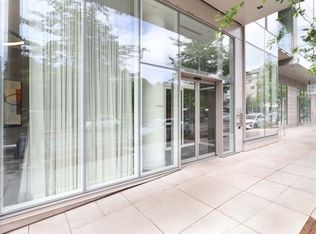 1075 NW Northrup St #207, Portland, OR 97219