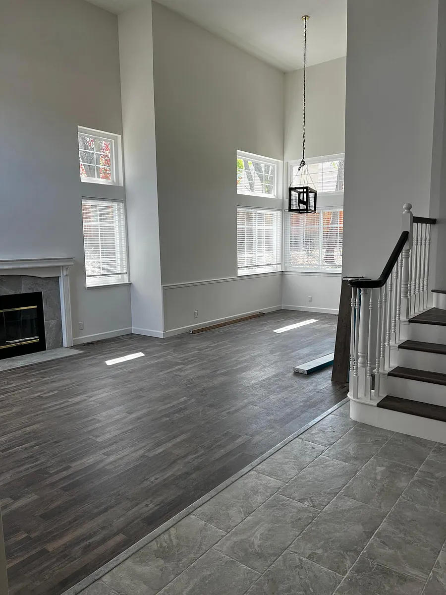 View of living and dining room, viewed from the front door entrance - 2149 Crestview Ct