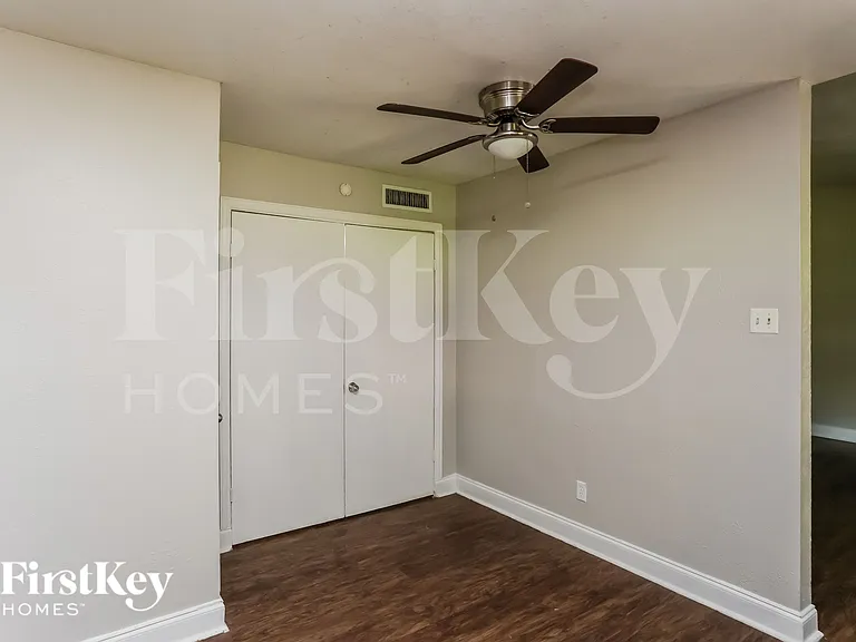 6418 Briar Knoll Dr — Photo 10