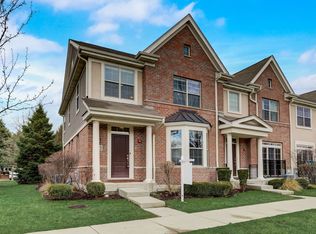 2121 Apple Hill Ln, Buffalo Grove, IL