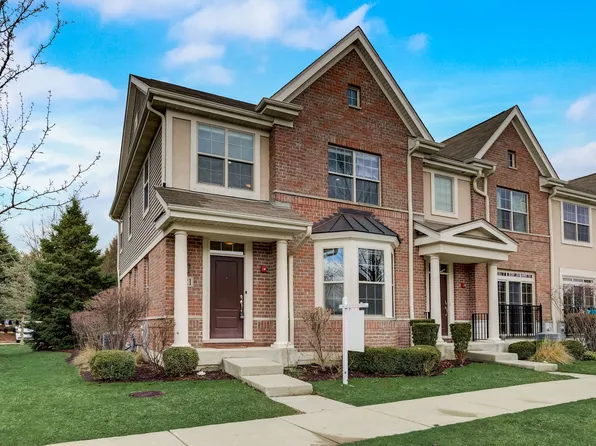 2121 Apple Hill Ln, Buffalo Grove, IL 60089