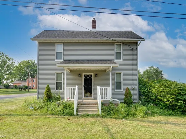 13384 Louisville St NE, Paris, OH 44669