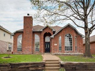 7013 Mazy Ln, Rowlett, TX 75089