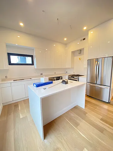 12 Copley St Photo 1
