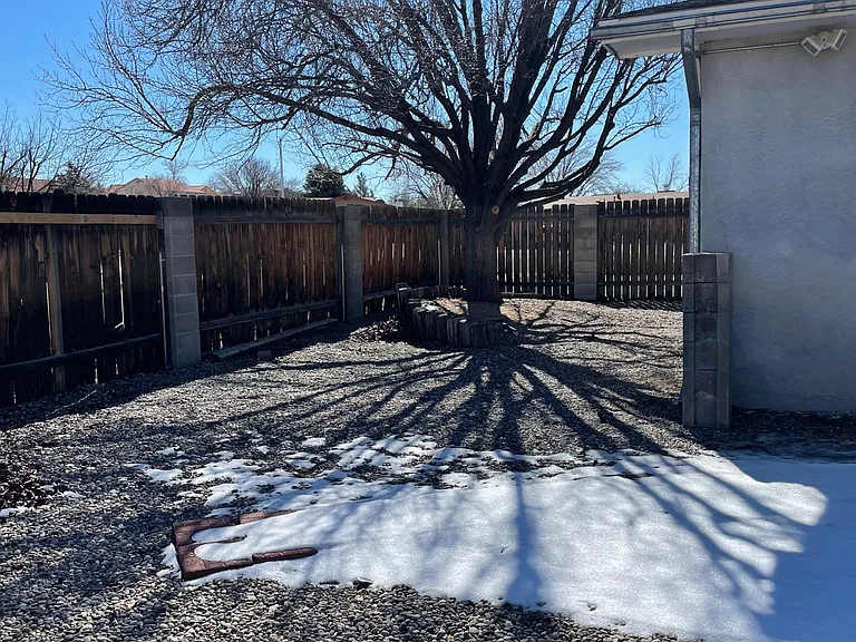 9009 Pony Express Trl NE — Photo 17