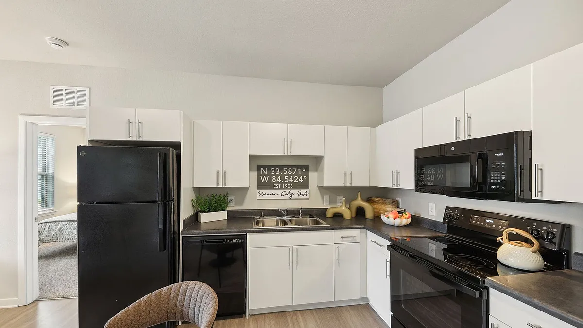 Building Photo - Authentix Cedar Grove
