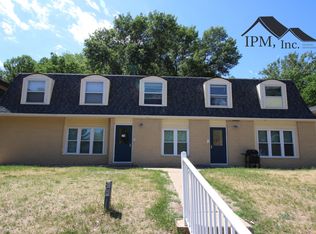 1425 8th St NW #6, Minot, ND 58703