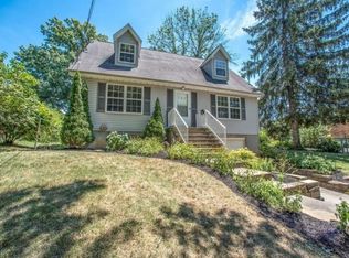 562 Covedale Ave, Cincinnati, OH