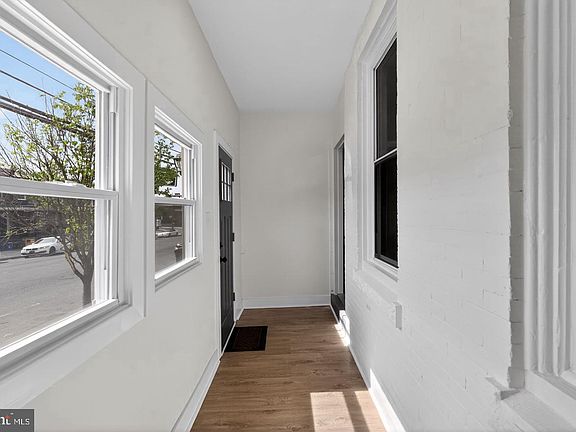 3rd image of 749 S 52nd St