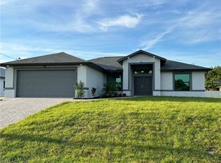 3912 39th St SW, Lehigh Acres, FL 33976