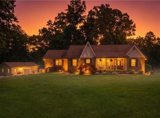 400 Cable Rd, Waleska, GA 30183