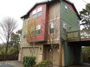 4 SW Johnson St, Depoe Bay, OR 97341