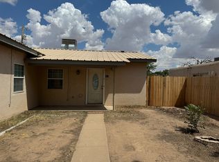 907 S 11th St, Artesia, NM 88210