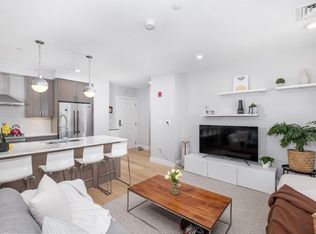 1650 Commonwealth Ave UNIT 402, Brighton, MA 02135