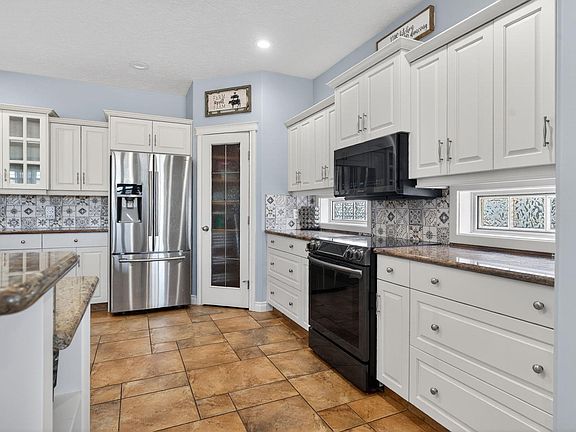 5th image of 34 Valleyview Rdg