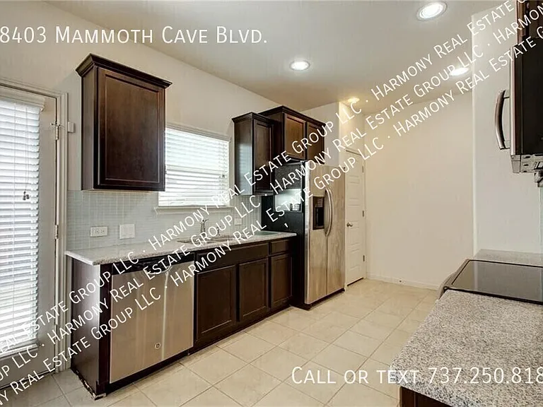18403 Mammoth Cave Blvd — Photo 8