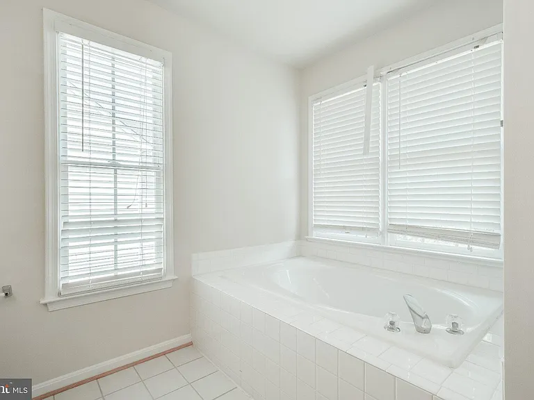 56 Boulder Dr — Photo 25
