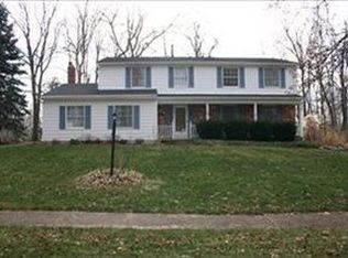890 Deepwood Dr, Medina, OH 44256