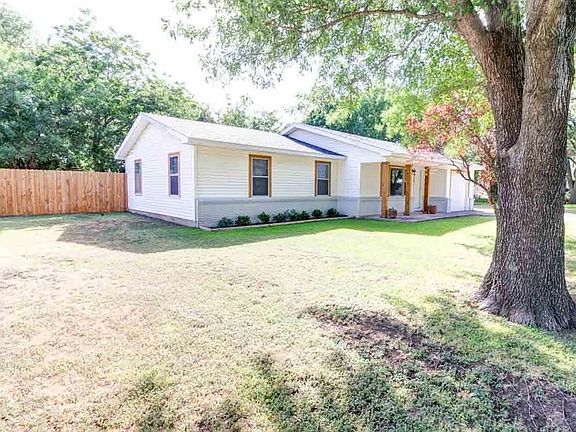 2nd image of 324 Catalina Dr