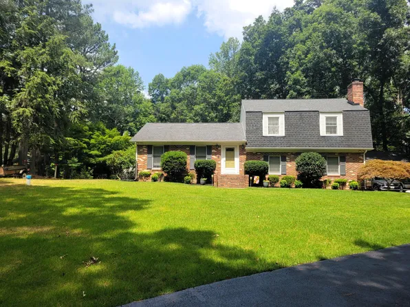 6355 Hidden Valley Dr, La Plata, MD 20646