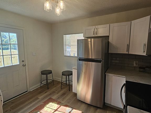 5th image of 131 Florida Ave
