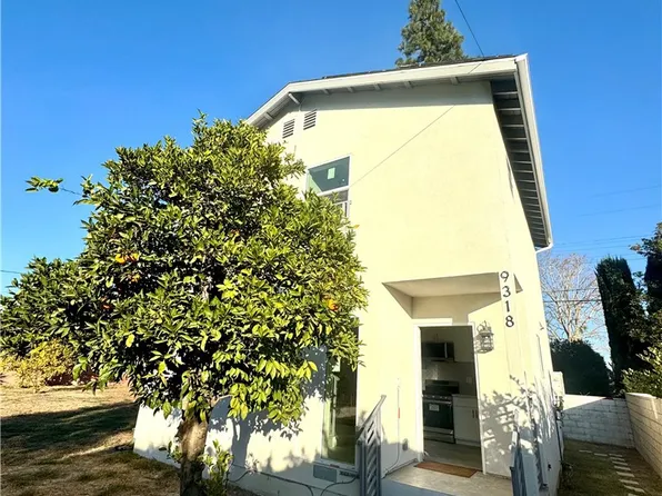 9318 Encino Ave, Northridge, CA 91325