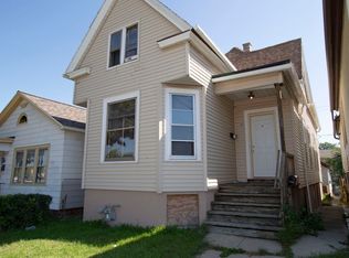 1638 S 4th St, Milwaukee, WI 53204