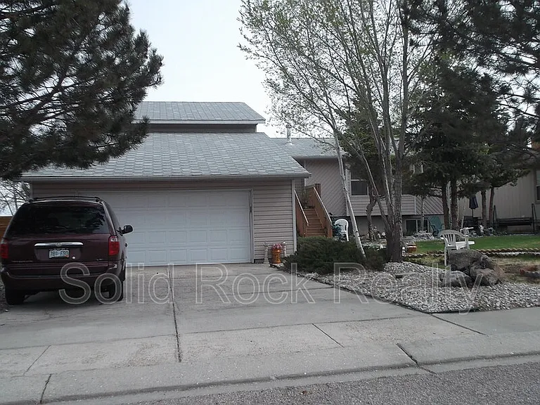 6340 Lange Dr — Photo 22