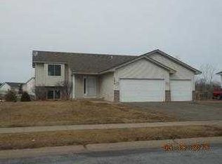 7670 385th St, North Branch, MN 55056