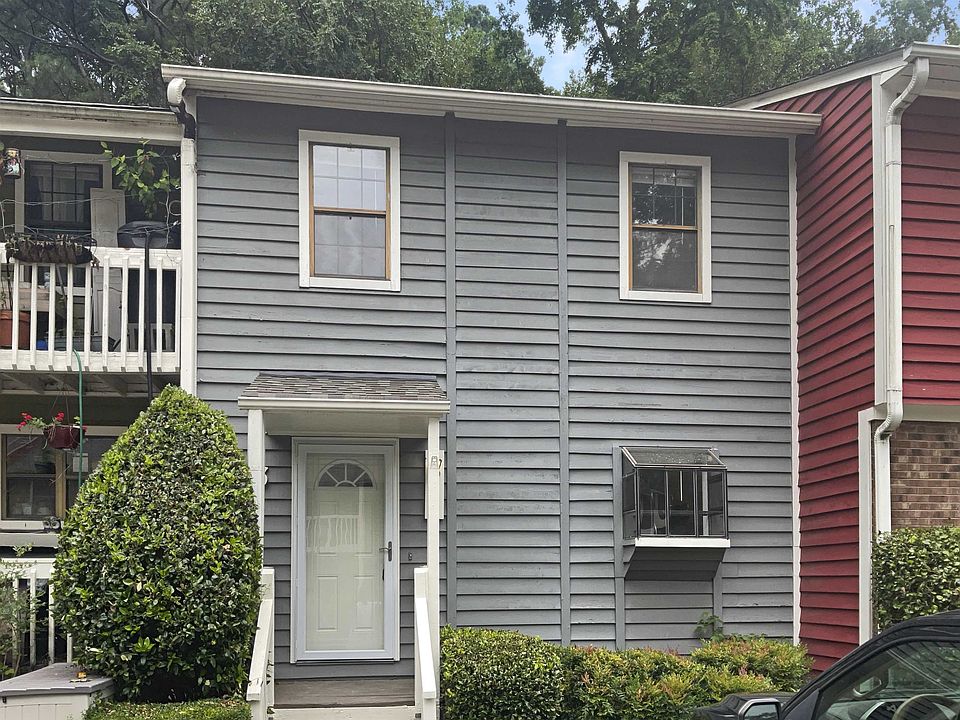 1st image of 46 Willow Bridge Dr