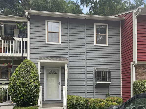 46 Willow Bridge Dr, Durham, NC 27707