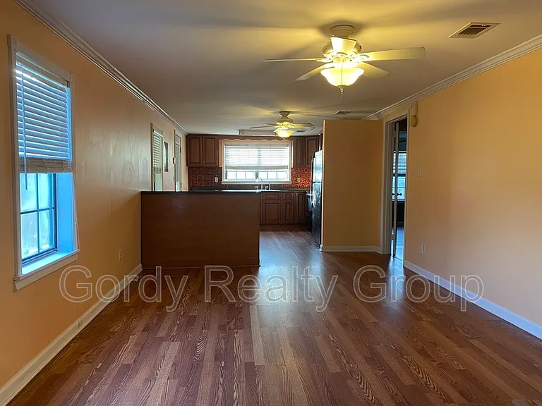 2057 Gay Ave — Photo 3
