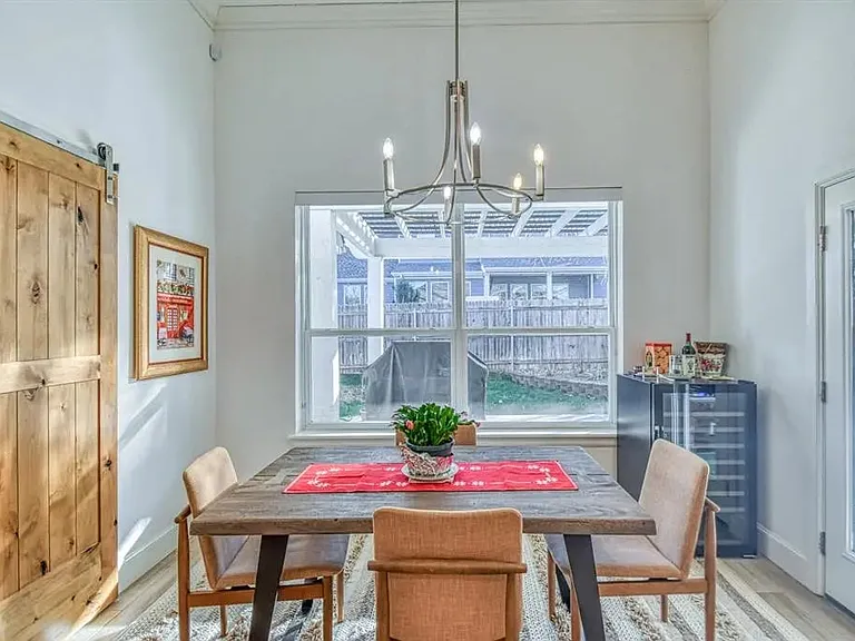 3313 Quidnet Rd — Photo 20