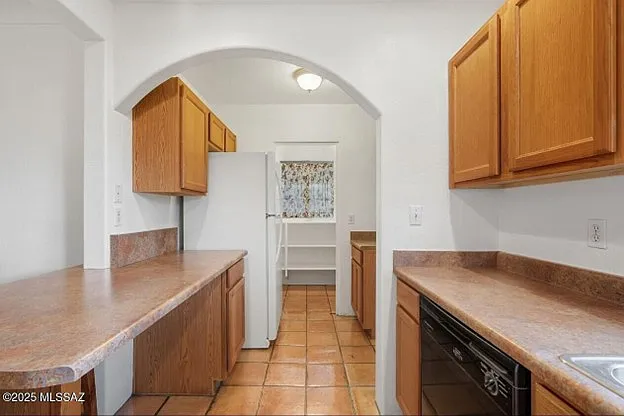1308 E Spring St — Photo 11