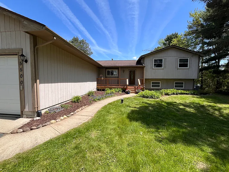 5500 Edgar Rd — Photo 4