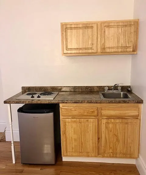 850 Beacon St #1 — Photo 3