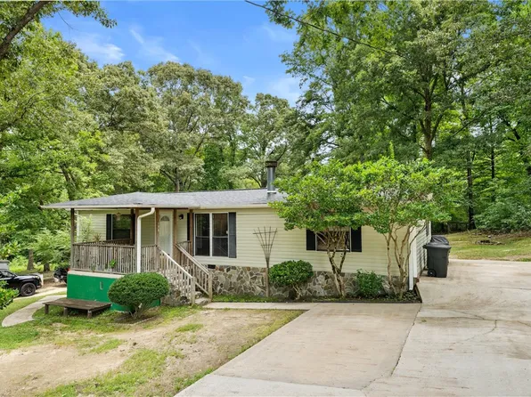 198 Epperly Ln, Gray Court, SC 29645