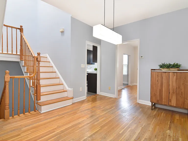 152 Broadway #15 — Photo 11