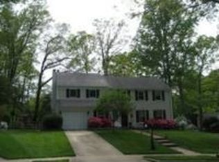 8203 Strong Spring Ct, Annandale, VA 22003