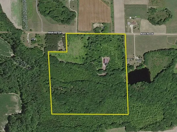 4075 W Main Rd, Stanton, MI 48888