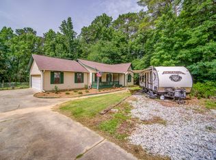 2358 W McIntosh Rd, Griffin, GA 30223