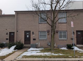 710 Wonderland Rd S #8, London, ON N6K1L8