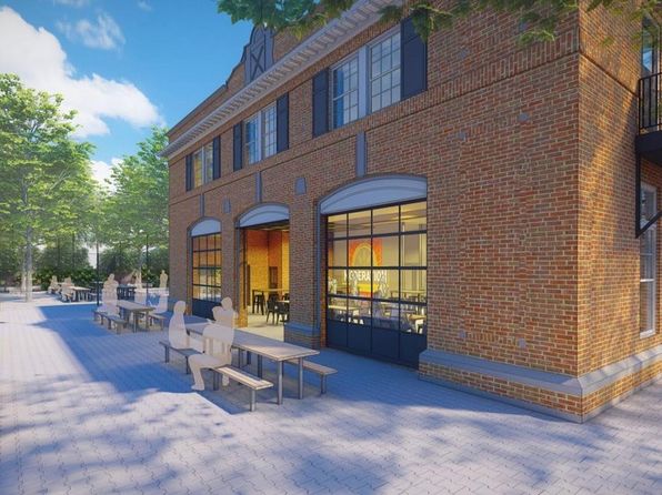 21 Town Hall Pl #203