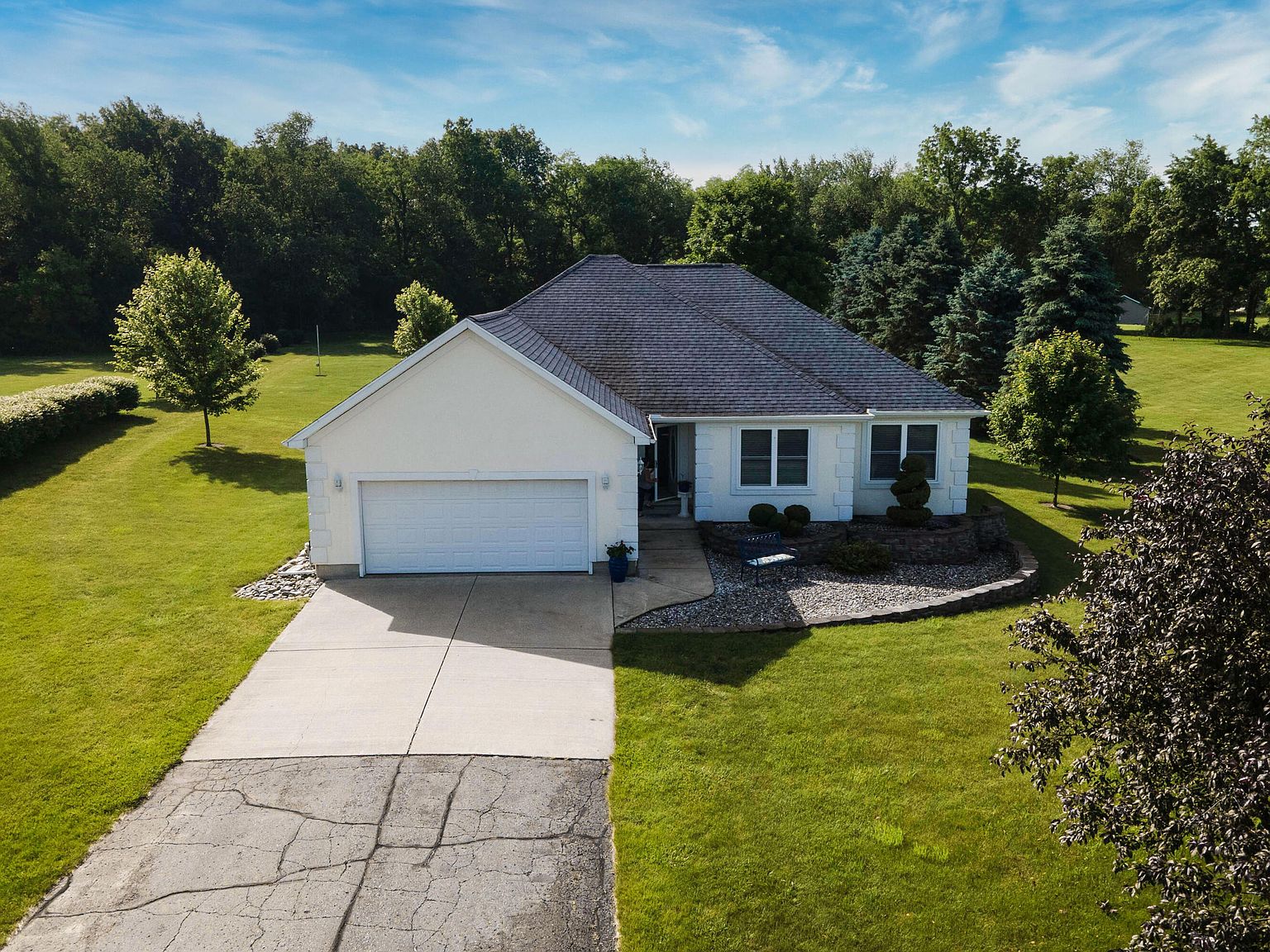 1441 Red Clover Hills Dr, Jonesville, MI 49250 Zillow