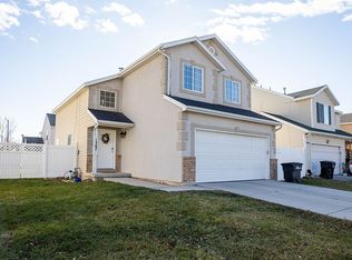 1367 Glenbarr Dr, Springville, UT 84663