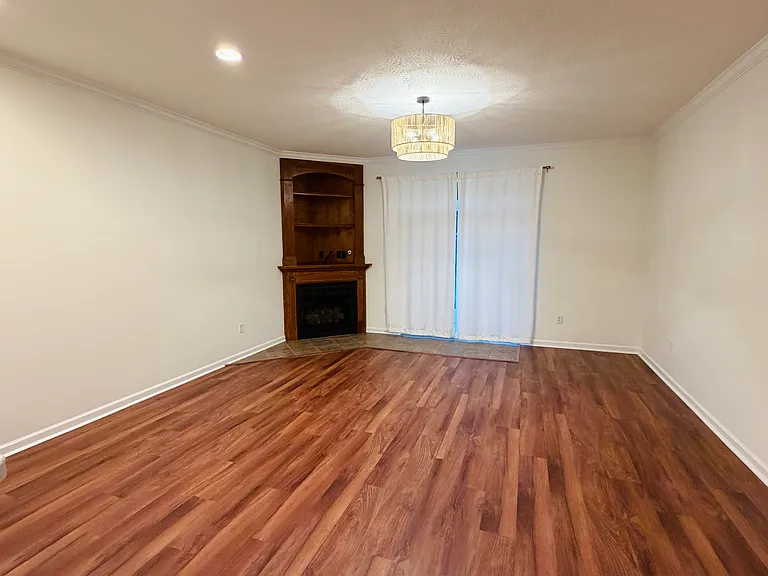 4307 Spyglass Hl — Photo 6