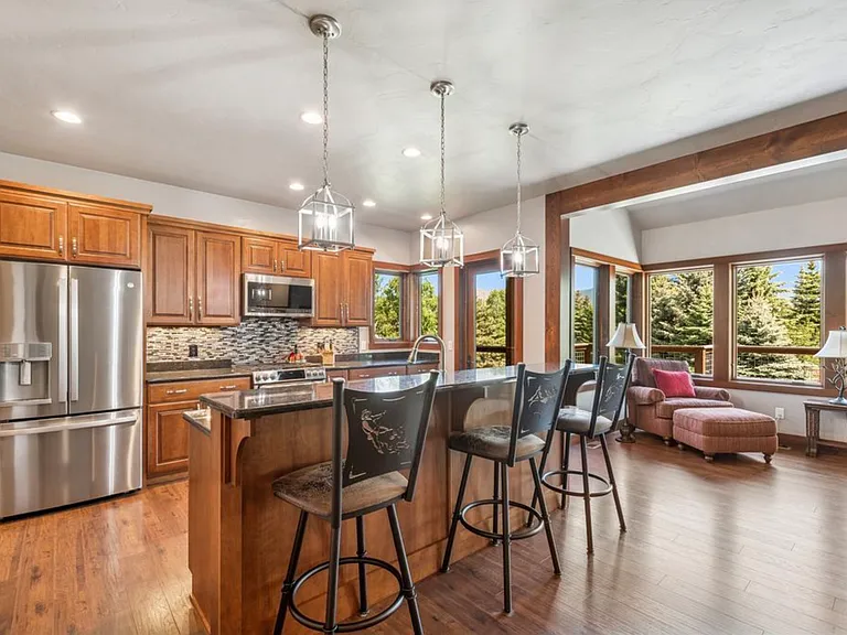 310 & 312 Fairway Dr — Photo 9
