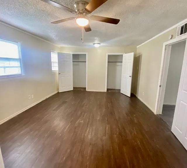 3005 Colgate St — Photo 3