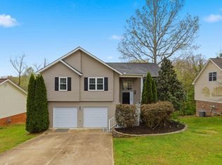 6708 White Tail Dr, Ooltewah, TN 37363